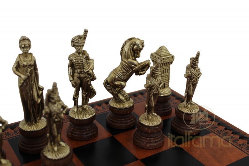 The Battle Of Troy: Chess Set with Leatherette Chessboard & Box + Checker Se