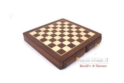 Wooden chess board